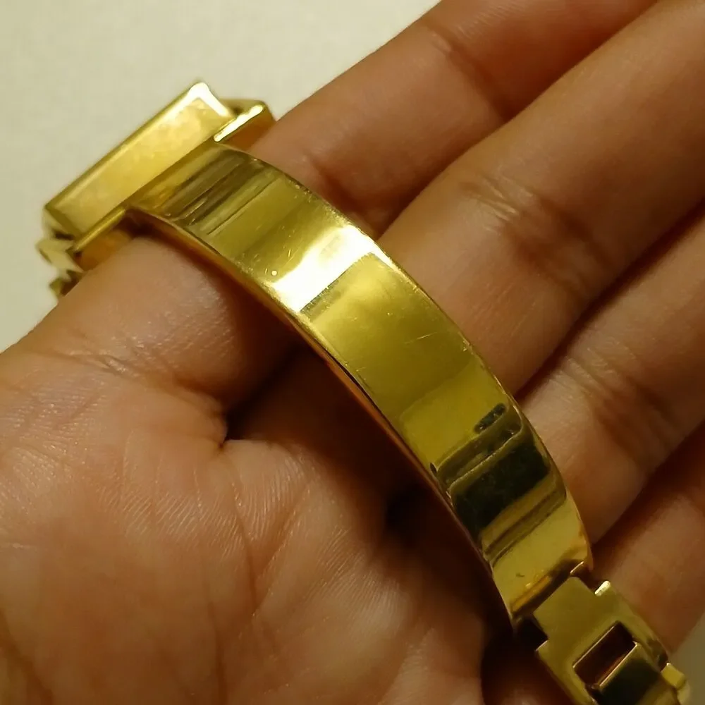 VTG 90s Joan Rivers Classics Gold Tone MOP Dial Quartz Bangle Women's Watch 19mm